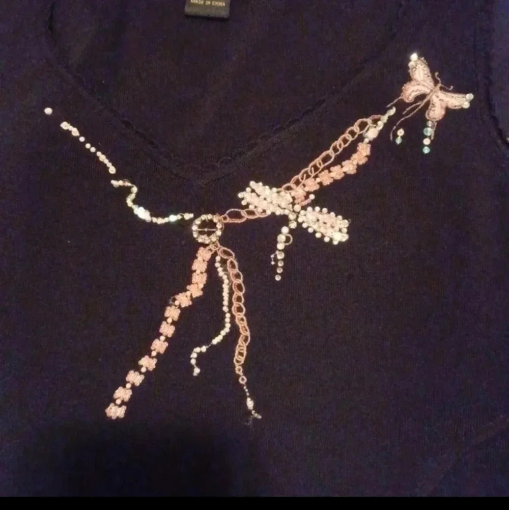 Sydney Easton sleeveless top with dragonfly embroidery Women's Size Medium - Picture 4 of 8